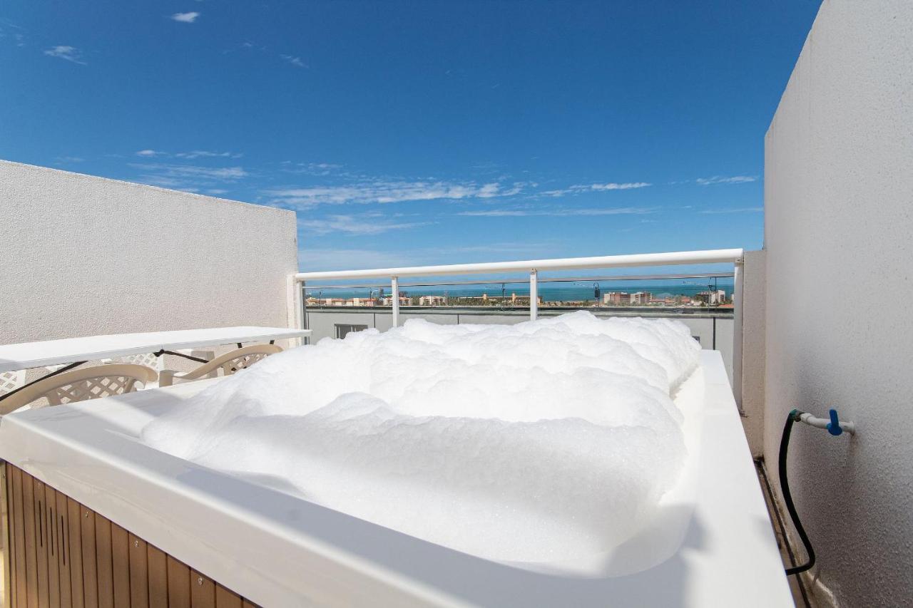 Beach Townhouses #C21 - Com Jacuzzi Por Carpediem Aquiraz Kültér fotó